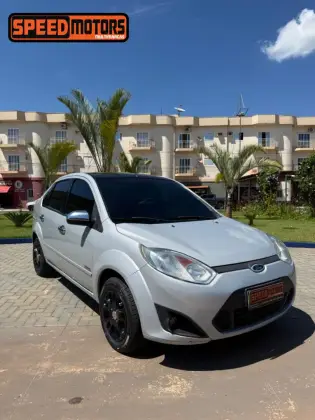 FORD FIESTA 1.6 MPI SEDAN 8V FLEX 4P MANUAL