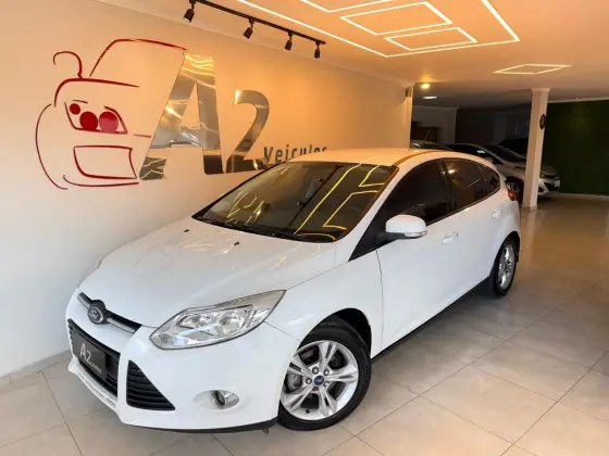 FORD FOCUS 1.6 S 16V FLEX 4P MANUAL
