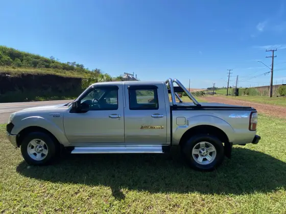 FORD RANGER 3.0 XLT 4X4 CD 16V TURBO ELETRONIC DIESEL 4P MANUAL