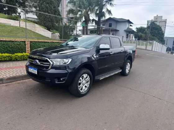 FORD RANGER 3.2 XLT 4X4 CD 20V DIESEL 4P AUTOMÁTICO