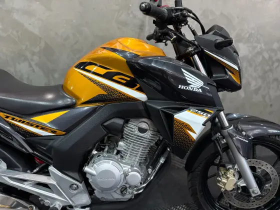 HONDA CB TWISTER ABS 
