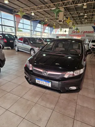HONDA CIVIC 1.8 LXS 16V FLEX 4P AUTOMÁTICO