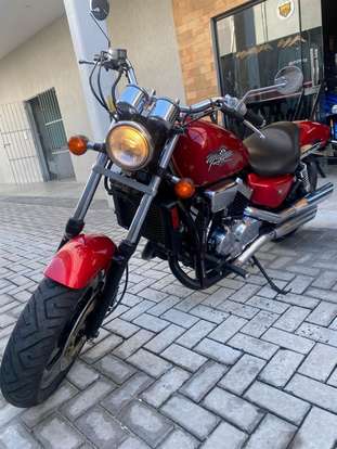 HONDA-750 MAGNA-1994