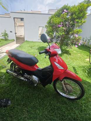 HONDA-BIZ 125 ES-2010