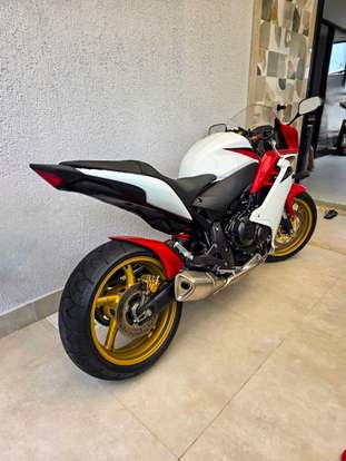 HONDA-CBR 600F-2013