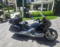 HONDA GL 1800 GOLD WING HONDA GL 1800 GOLD WING