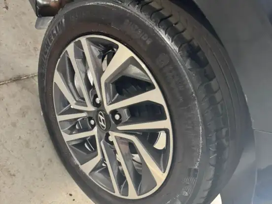 HYUNDAI-HB20-1.0 12V FLEX COMFORT PLUS MANUAL HYUNDAI-HB20-2024