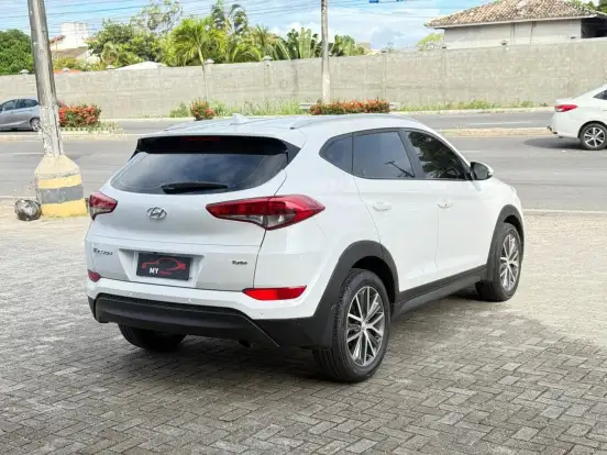 HYUNDAI-TUCSON-2016