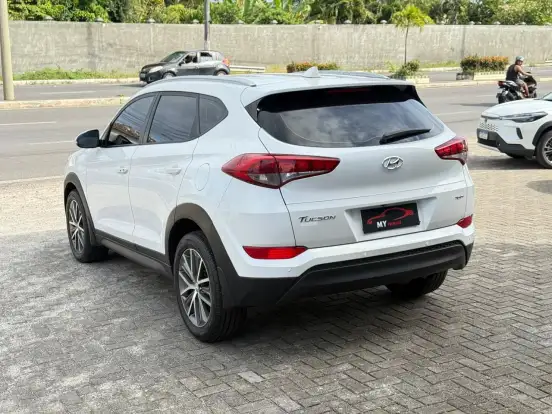 HYUNDAI-TUCSON-1.6 16V T-GDI GASOLINA GL ECOSHIFT HYUNDAI-TUCSON-2016
