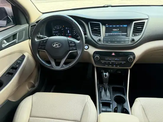 HYUNDAI-TUCSON-1.6 16V T-GDI GASOLINA GL ECOSHIFT HYUNDAI-TUCSON-2016