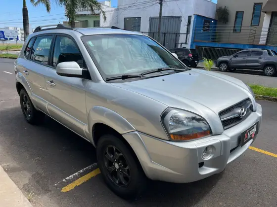 HYUNDAI TUCSON 2.0 MPFI GLS 16V 143CV 2WD FLEX 4P AUTOMÁTICO