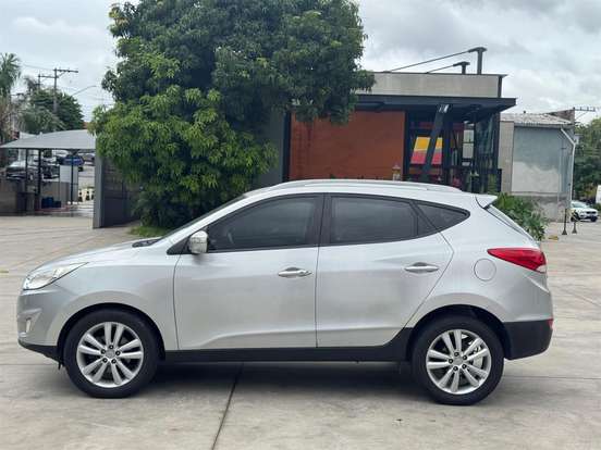 HYUNDAI-IX35-2.0 MPI 4X2 16V FLEX 4P AUTOMÁTICO HYUNDAI-IX35-2013