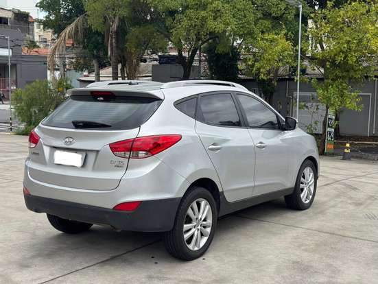 HYUNDAI-IX35-2.0 MPI 4X2 16V FLEX 4P AUTOMÁTICO HYUNDAI-IX35-2013