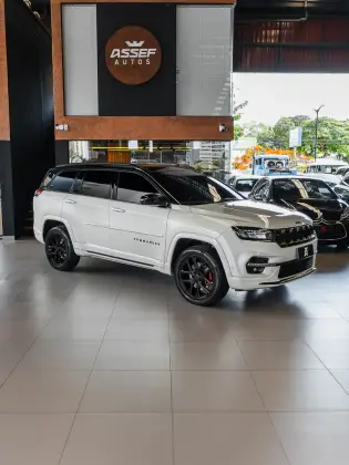 JEEP COMMANDER 2.0 HURRICANE 4 TURBO GASOLINA BLACKHAWK AT9