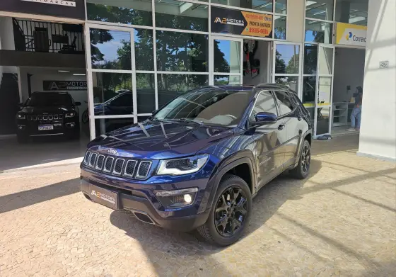 JEEP COMPASS 2.0 16V DIESEL LONGITUDE 4X4 AUTOMÁTICO JEEP COMPASS 2.0 16V DIESEL LONGITUDE 4X4 AUTOMÁTICO