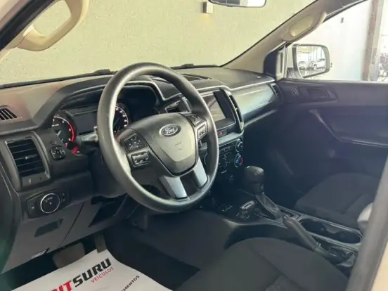 JEEP-RENEGADE-1.3 T270 TURBO FLEX ALTITUDE AT6 JEEP-RENEGADE-2024