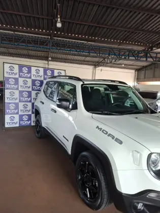 JEEP RENEGADE 2.0 16V TURBO DIESEL MOAB 4P 4X4 AUTOMÁTICO