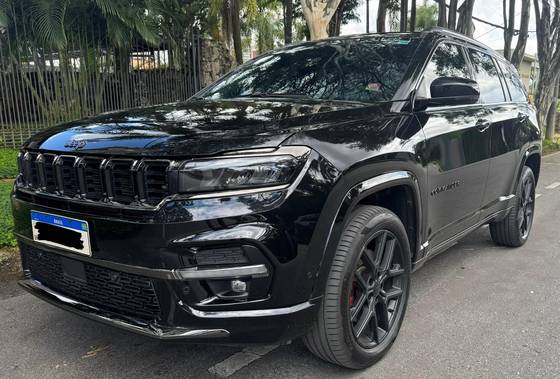 JEEP COMMANDER 2.0 HURRICANE 4 TURBO GASOLINA BLACKHAWK AT9