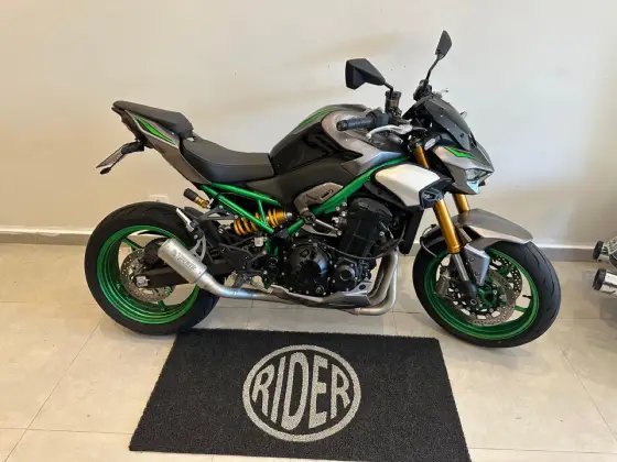 KAWASAKI Z900 R EDITION 