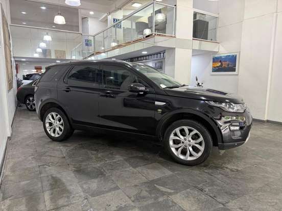 LAND ROVER-DISCOVERY SPORT-2.0 16V SI4 TURBO GASOLINA HSE 4P AUTOMÁTICO LAND ROVER-DISCOVERY SPORT-2015