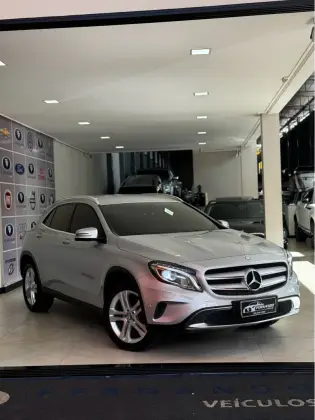 MERCEDES-BENZ GLA 200 1.6 CGI ADVANCE 16V TURBO FLEX 4P AUTOMÁTICO MERCEDES-BENZ GLA 200 1.6 CGI ADVANCE 16V TURBO FLEX 4P AUTOMÁTICO