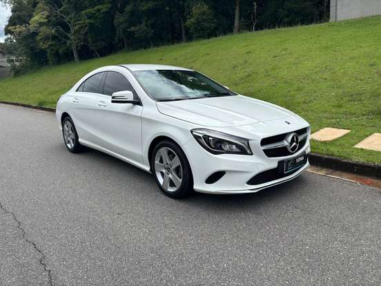 MERCEDES-BENZ-CLA 180-2017