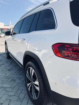 MERCEDES-BENZ-GLB 220-2024