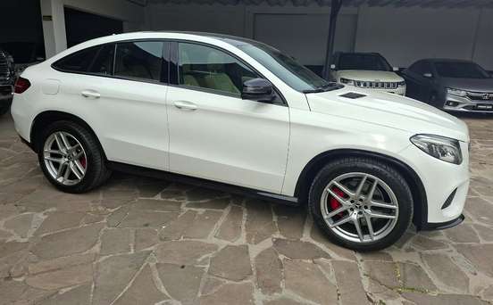 MERCEDES-BENZ-GLE 400-3.0 V6 GASOLINA HIGHWAY COUPÉ 4MATIC 9G-TRONIC MERCEDES-BENZ-GLE 400-2017