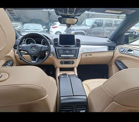 MERCEDES-BENZ-GLE 400-3.0 V6 GASOLINA HIGHWAY COUPÉ 4MATIC 9G-TRONIC MERCEDES-BENZ-GLE 400-2017