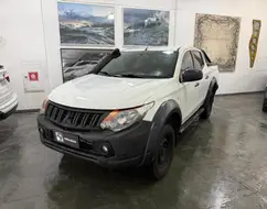 MITSUBISHI L200 TRITON 2.4 16V TURBO DIESEL SPORT GLX CD 4P 4X4 MANUAL MITSUBISHI L200 TRITON 2.4 16V TURBO DIESEL SPORT GLX CD 4P 4X4 MANUAL