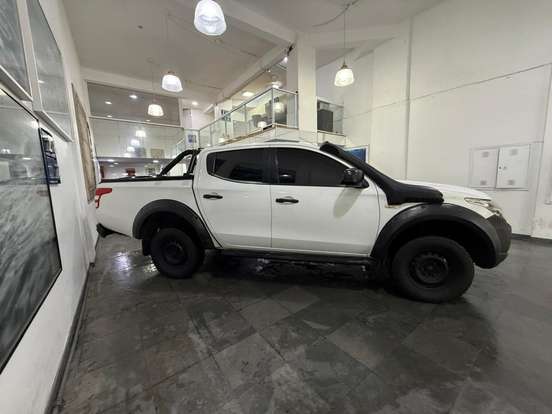 MITSUBISHI-L200 TRITON-2020