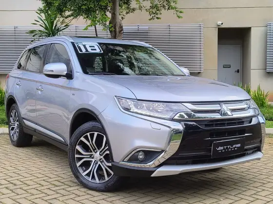 MITSUBISHI OUTLANDER 3.0 GT 4X4 V6 24V GASOLINA 4P AUTOMÁTICO