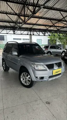 MITSUBISHI PAJERO 2.5 HD 4X4 8V TURBO INTERCOOLER DIESEL 4P MANUAL