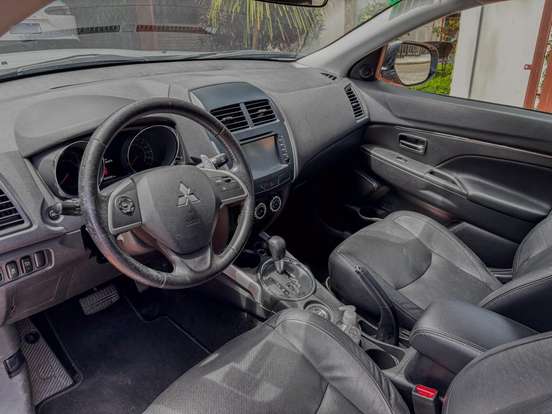 MITSUBISHI-ASX-2015