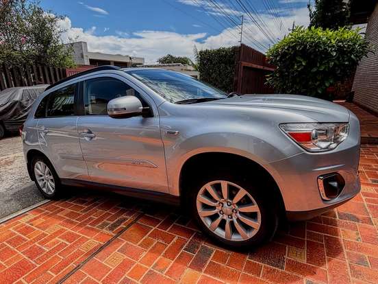 MITSUBISHI-ASX-2015