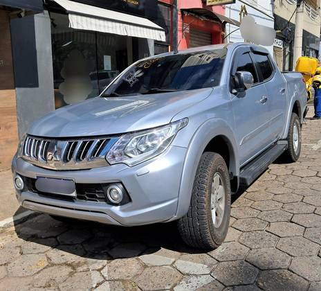 MITSUBISHI L200 TRITON 2.4 16V TURBO DIESEL SPORT HPE TOP CD 4P 4X4 AUTOMÁTICO