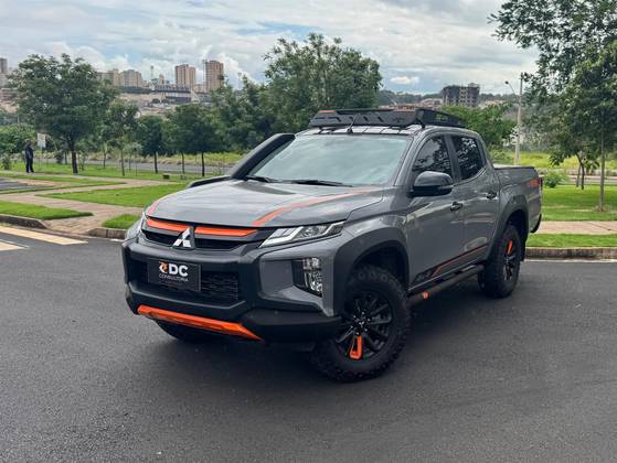MITSUBISHI L200 TRITON 2.4 16V TURBO DIESEL SPORT SAVANA SERTÔES CD 4P 4X4 AUTOMÁTICO