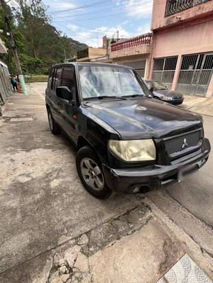 MITSUBISHI-PAJERO TR4-2005