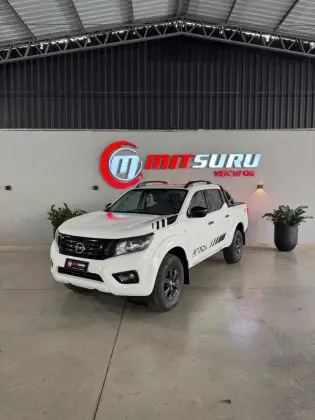 NISSAN FRONTIER 2.3 16V TURBO DIESEL ATTACK CD 4X4 AUTOMÁTICO