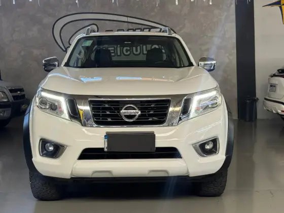 NISSAN FRONTIER 2.3 16V TURBO DIESEL LE CD 4X4 AUTOMÁTICO