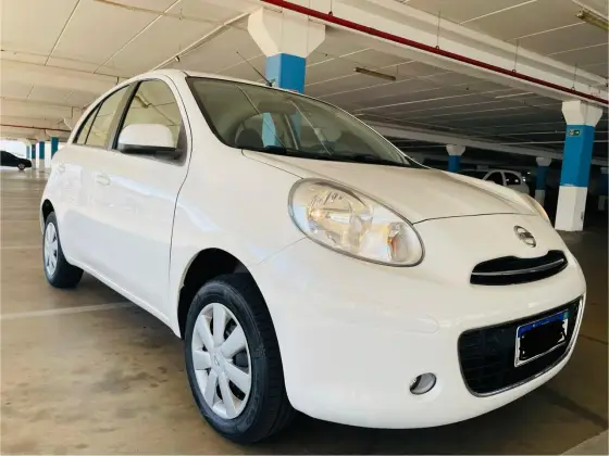 NISSAN MARCH 1.0 S 16V FLEX 4P MANUAL