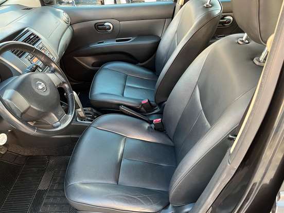 NISSAN-GRAND LIVINA-1.8 SL 16V FLEX 4P AUTOMÁTICO NISSAN-GRAND LIVINA-2012