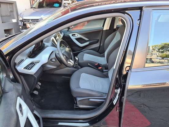 PEUGEOT-208-1.5 ACTIVE 8V FLEX 4P MANUAL PEUGEOT-208-2013
