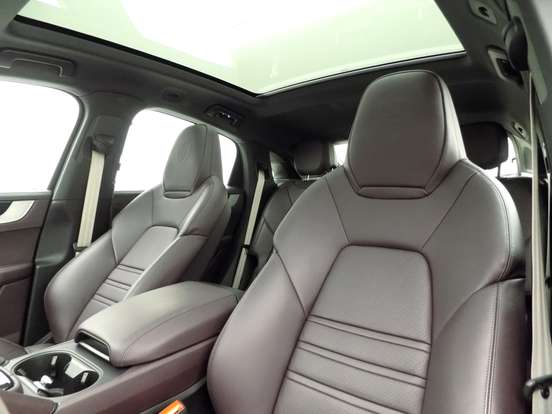 PORSCHE-CAYENNE-2024
