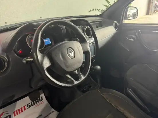 RENAULT-DUSTER-2.0 DYNAMIQUE 4X2 16V FLEX 4P AUTOMÁTICO RENAULT-DUSTER-2015