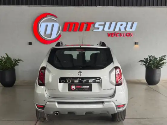 RENAULT-DUSTER-2.0 DYNAMIQUE 4X2 16V FLEX 4P AUTOMÁTICO RENAULT-DUSTER-2015