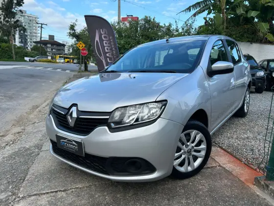 RENAULT SANDERO 1.0 EXPRESSION 16V FLEX 4P MANUAL