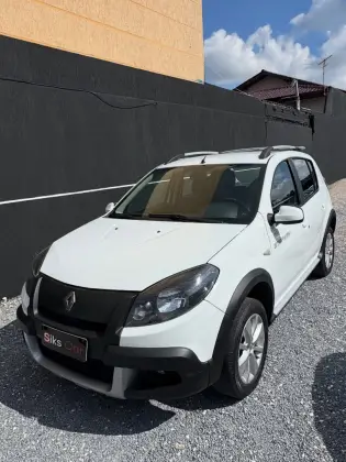 RENAULT SANDERO 1.6 STEPWAY 8V FLEX 4P MANUAL