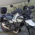 ROYAL ENFIELD HIMALAYAN 450 KAMET WHITE ROYAL ENFIELD HIMALAYAN 450 KAMET WHITE