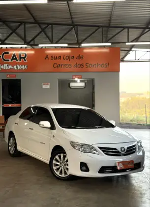 TOYOTA COROLLA 2.0 ALTIS 16V FLEX 4P AUTOMÁTICO TOYOTA COROLLA 2.0 ALTIS 16V FLEX 4P AUTOMÁTICO